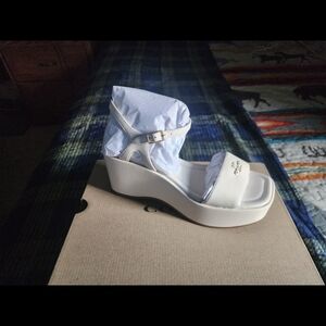 Coach Gale Leather Sandal in Chalk